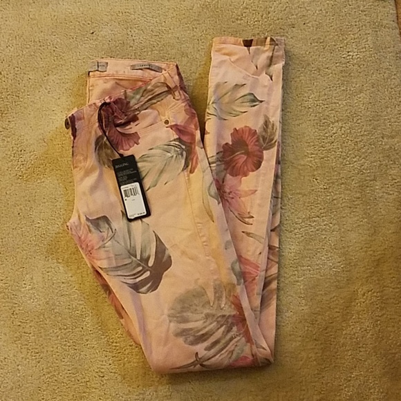Guess Size 30 Peach Floral Jeggings - Picture 6 of 8
